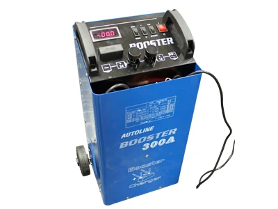 AUTOLINE 12V/24V 30A Automatisk Batterilader (1078300) - Ledekstralys.dk