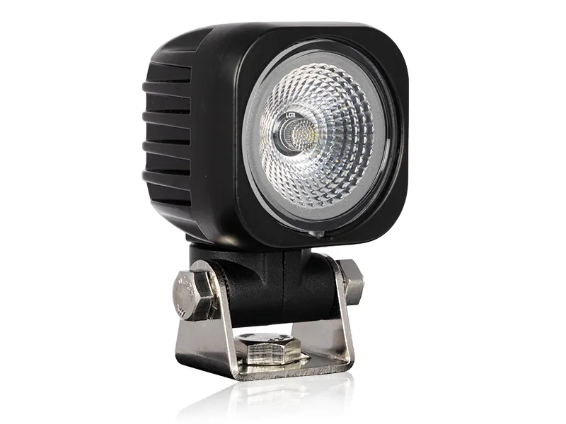 Bullboy Agriline 20W LED Arbejdslys - 2500 Lumen, 9-32V, Kompakt Design - Ledekstralys.dk