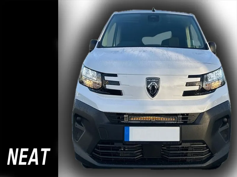 NEAT Smart Mount Partner/Berlingo/Combo 2024+ til Optibeam Pure 506 - Ledekstralys.dk