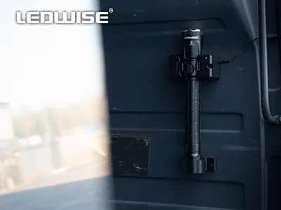 Ledwise Genopladelig Håndlygte 930 Lumen - Professionel Brug m. Trafikkegle - Billede 7